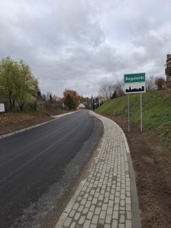 1735822541705